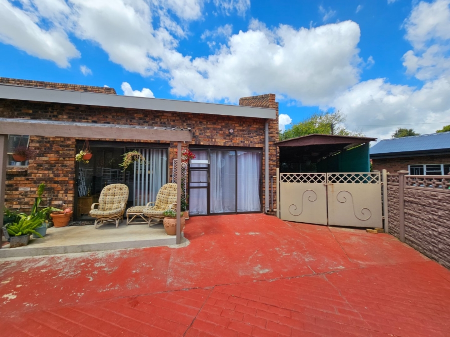 5 Bedroom Property for Sale in Panorama Free State